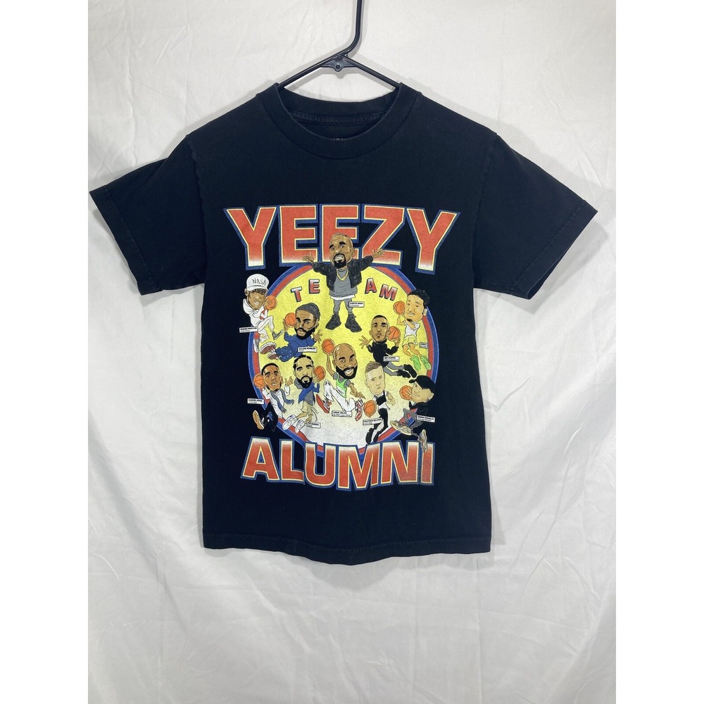 Yeezy Team Alumni Chinatown Market T Shirt Size Small